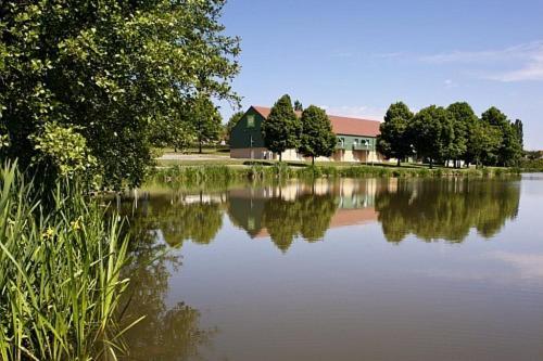 Ibis Styles Bourbon Lancy Hotell Eksteriør bilde